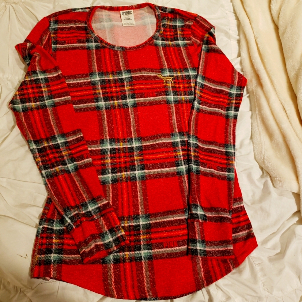 Christmas Sweater by Victoria's Secret Pink Long Sleeve w/big front pocket L
